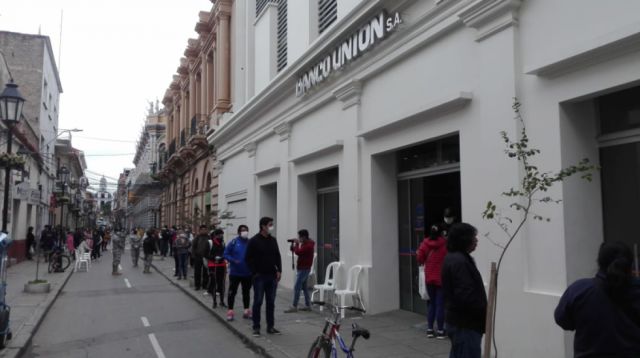 Tarija: Prestatarios aún buscan reprogramar créditos bancarios