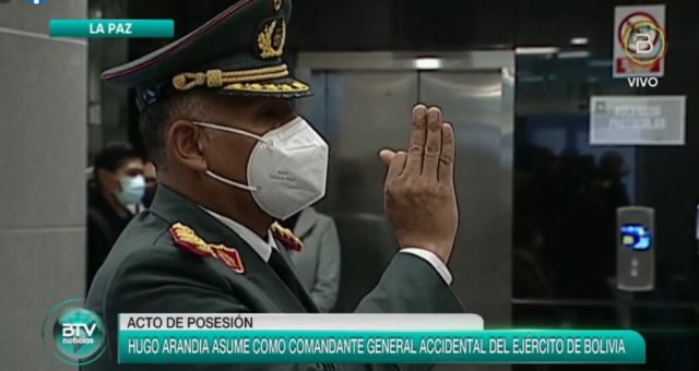 Hugo Arandia asume el mando del Ejército en Bolivia 