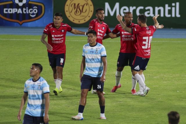 Wilstermann y Aurora se juegan al todo o nada 