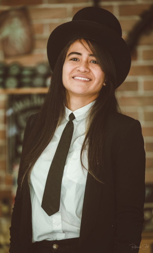 Sharon Killcat y la barbería profesional