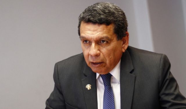 Perú: prevén tercera ola Covid en septiembre