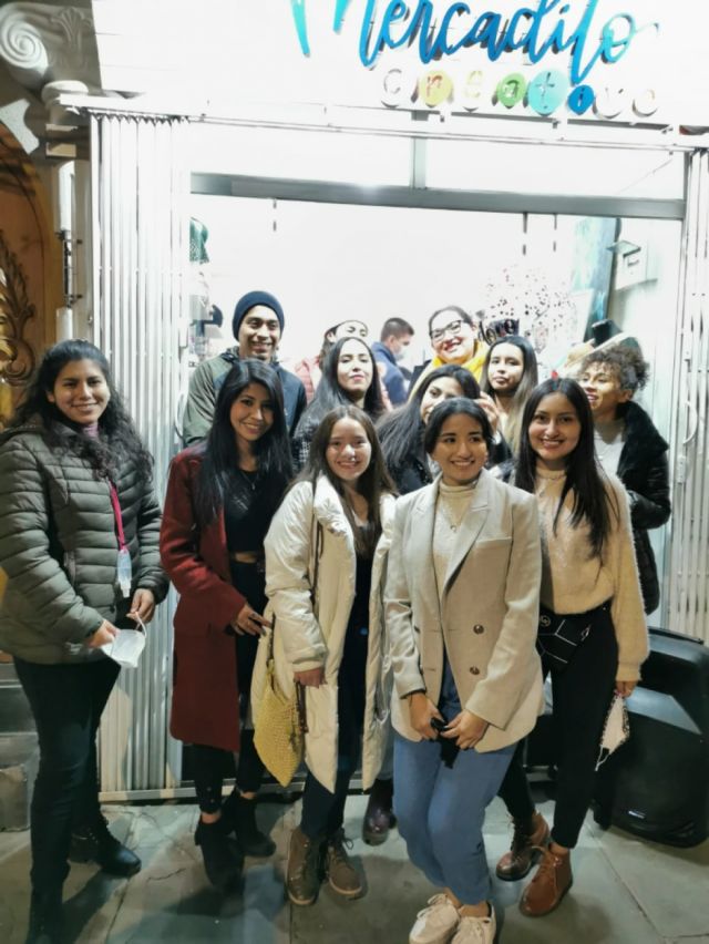 Inauguración del Mercadito Creativo en Tarija 