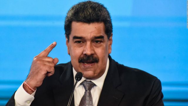 Maduro resalta avances de diálogo para Venezuela