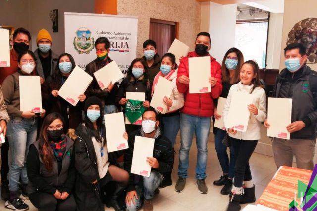 Alcaldía recibe agenda política-ambiental juvenil de 8 ejes