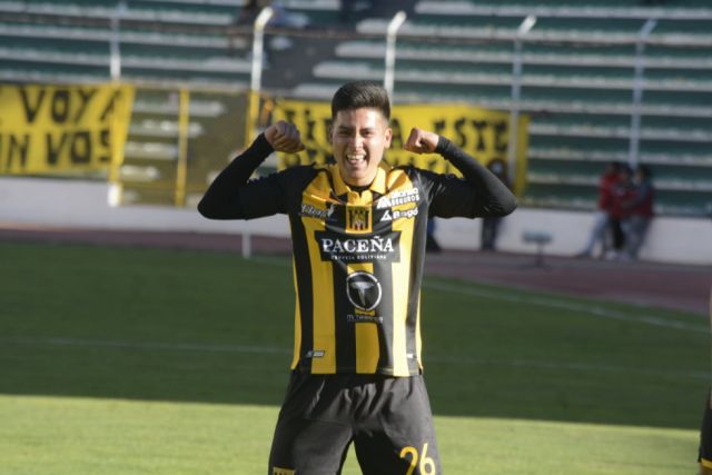 Doblete del tarijeño Sotomayor  en la goleada de The Strongest