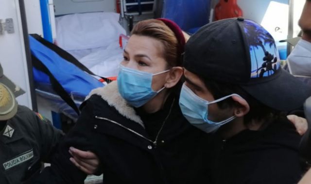Descartan internación para Jeanine Áñez