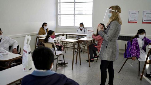 Argentina: acuerdan suba salarial para docentes