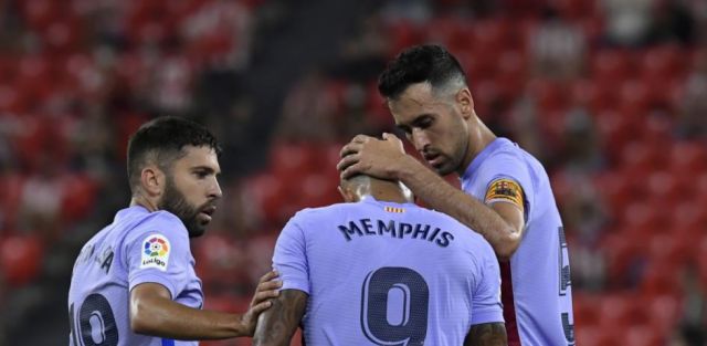 Depay marca en el empate del Barcelona ante Athletic