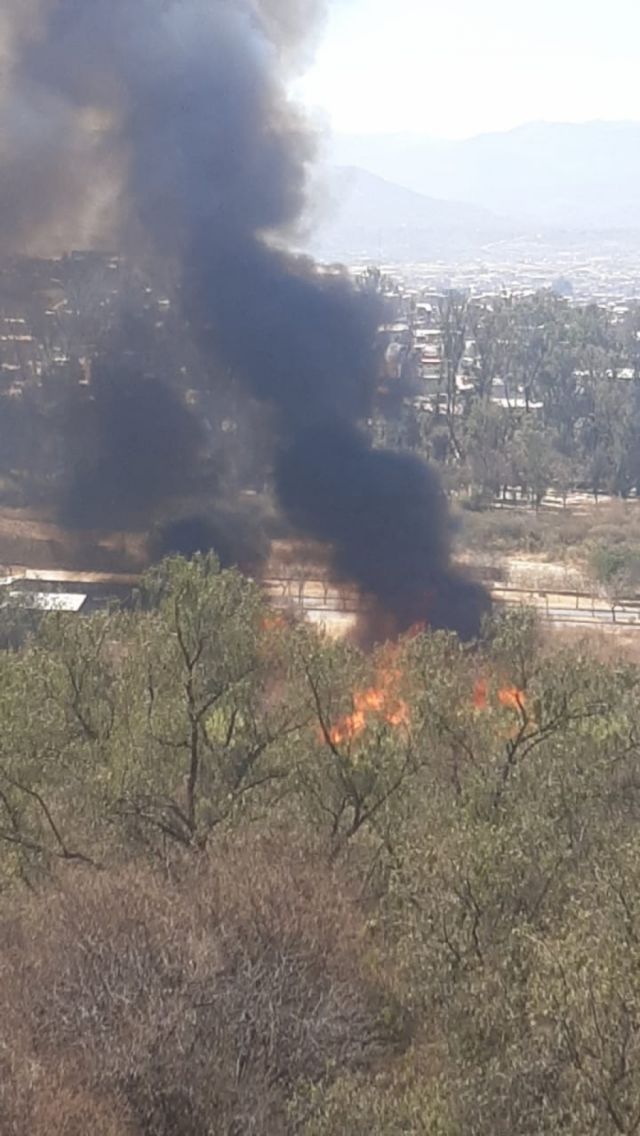 Reportan incendio de magnitud en el barrio Germán Busch