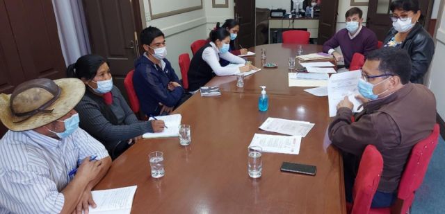 Gobernación viabiliza proyecto de electrificación para comunidades de Tariquía