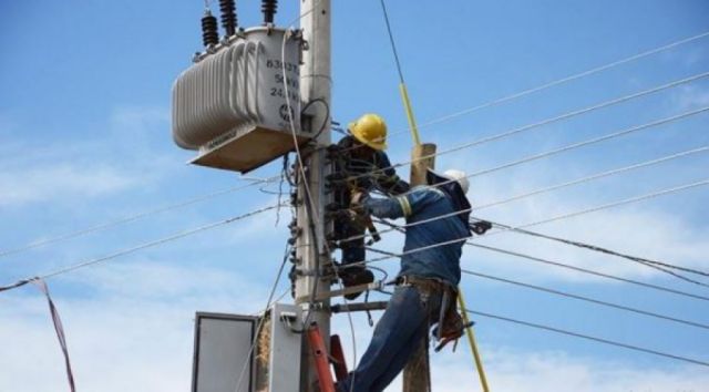 Cuatro barrios de Tarija reportan corte de energía eléctrica 