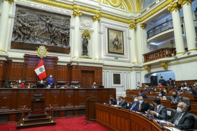 Congreso peruano otorga voto de confianza al nuevo gabinete de ministros
