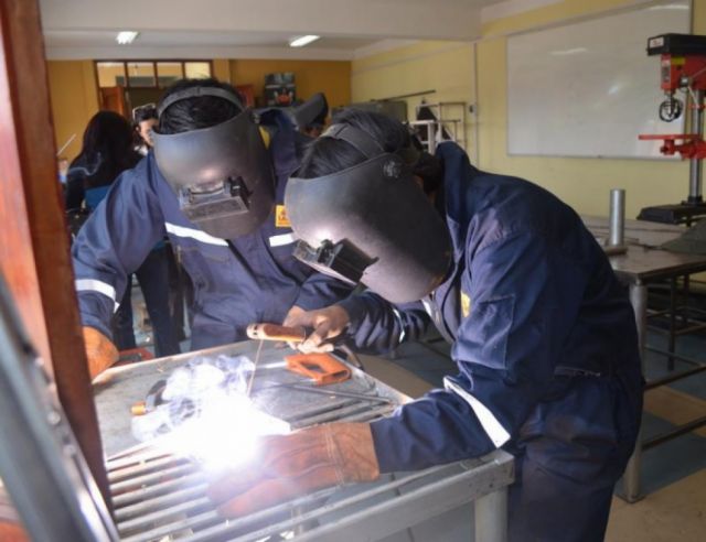 Tarija: La pandemia frenó la práctica del bachillerato técnico