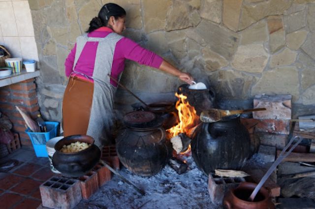 Vacuna Covid, el requisito para abrir restaurantes del área rural de Tarija