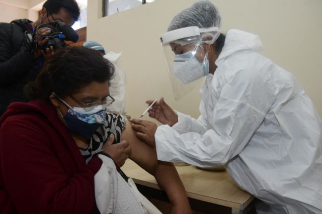 Tarija baja al cuarto lugar en vacunación a nivel nacional