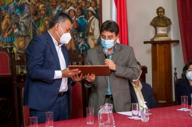 Mediante convenio se prevé integrar Derechos Reales con la DOT