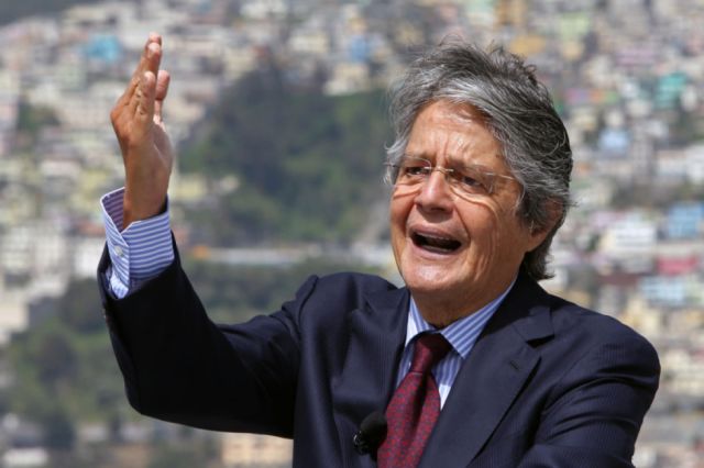 Ajustan plan de protección al presidente de Ecuador