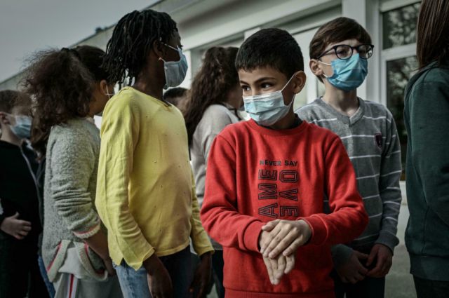 Más de 200 mil niños en EEUU tienen Covid-19