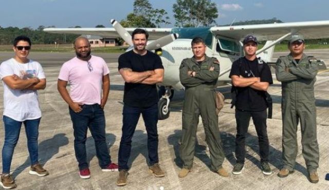 Diputada denuncia que 4 avionetas de la FAB estuvieron al servicio de actor que entrevistó a Evo Morales