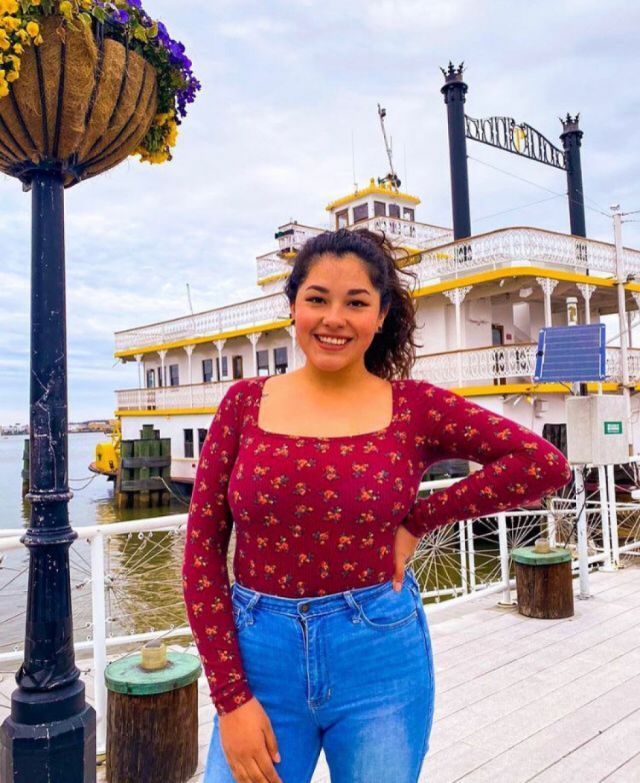 Patricia Molina y su emprendimiento de canguros bordados