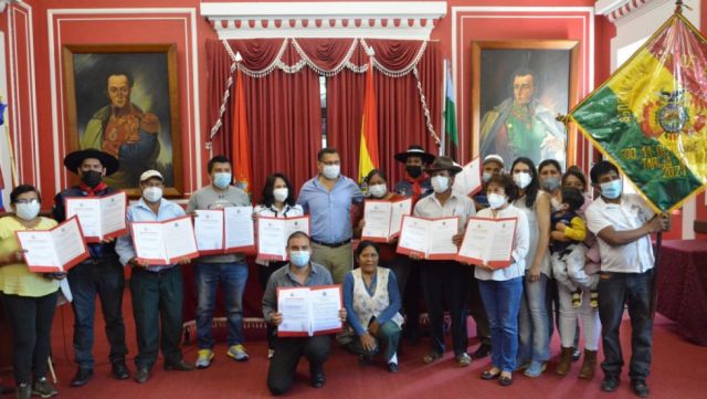 Gobernación entrega personerías jurídicas a asociaciones y organizaciones de Tarija
