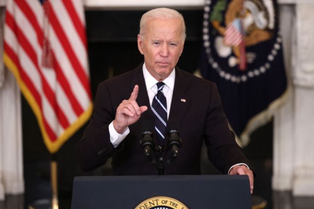 Biden pide inyecciones y pruebas de Covid generalizadas