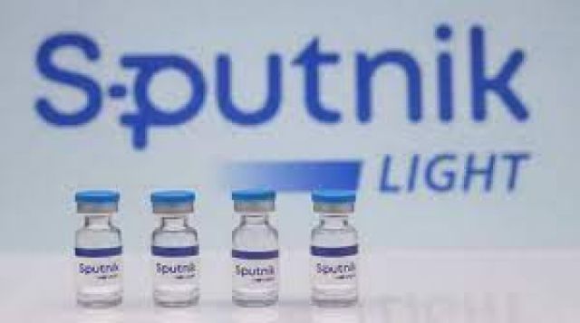 Irán autoriza la vacuna monodosis rusa Sputnik Light