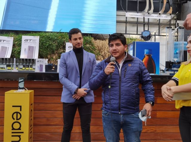 Kevin Aguilar, ganador del primer realme GT Master Edition de Bolivia