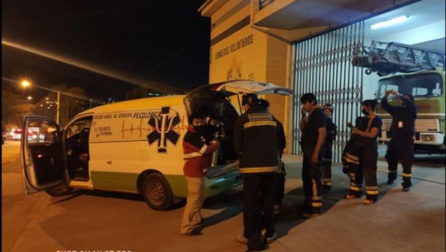 Continúa la campaña de recaudación de fondos de los bomberos voluntarios Brasschat Tarija