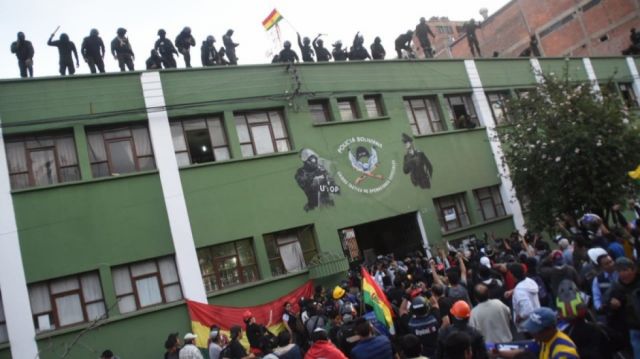 Cinco policías fueron dados de baja por el motín de 2019