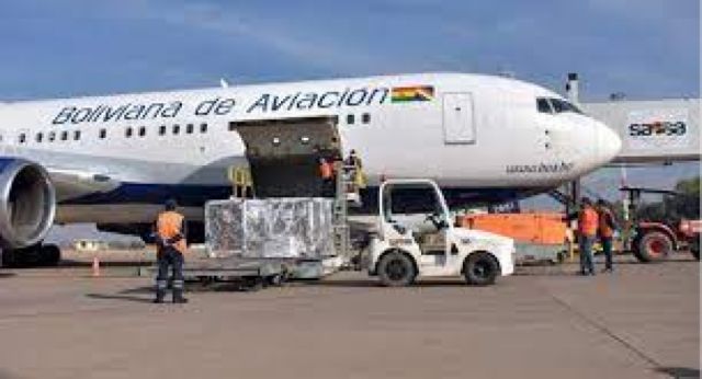 Bolivia recibe nuevo lote de vacunas AstraZeneca