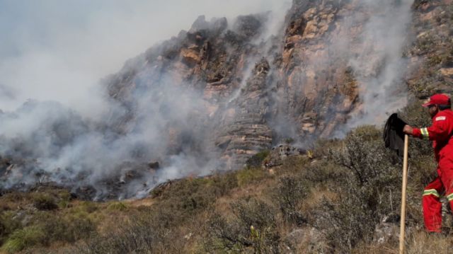 Tarija: Indagan causas del incendio para dar con el responsable