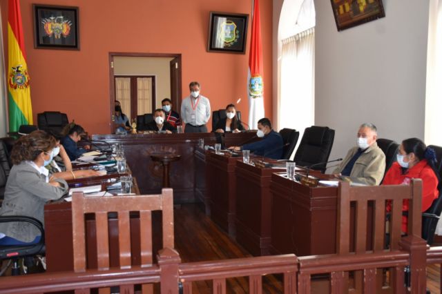 Campesinos de Tarija convocan al INRA y ABT para analizar Ley 100 y 252