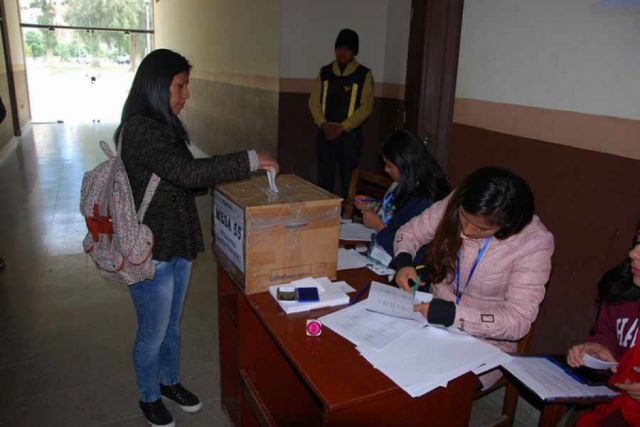 Más de 21 mil estudiantes y docentes elegirán autoridades en la UAJMS