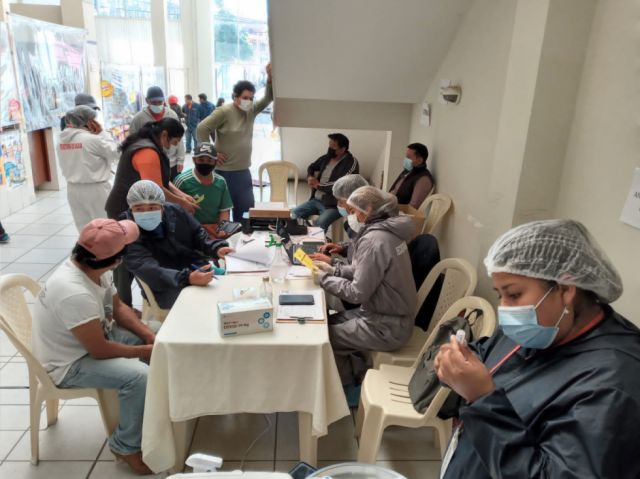 Covid: Brigadas de la Alcaldía de Tarija inmunizaron a 47.675 personas