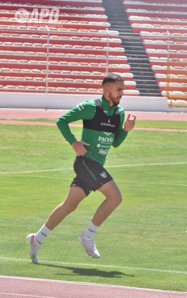 Luis Haquín se incorporó a los entrenamientos 