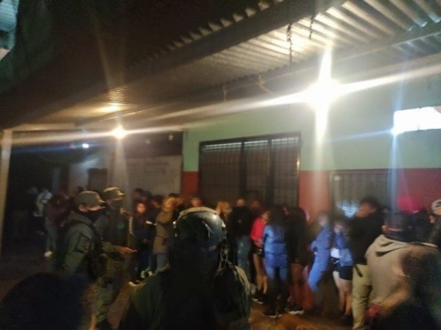 Hallan menores, marihuana y alcohol en fiesta clandestina en Tarija