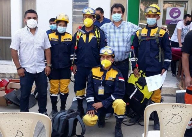 Gobernación renovó material para sofocar incendios a bomberos voluntarios de Tarija