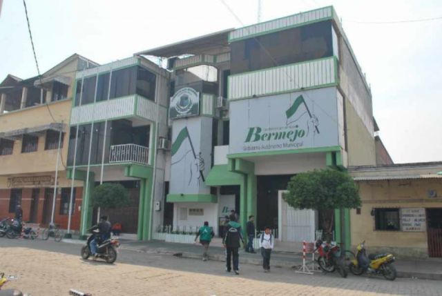 Usufructuaron el Bioparque  de Bermejo para un parqueo 