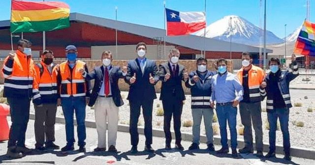Presidente destaca acuerdo de descuento tarifario del 42% para el movimiento de carga boliviana por Arica