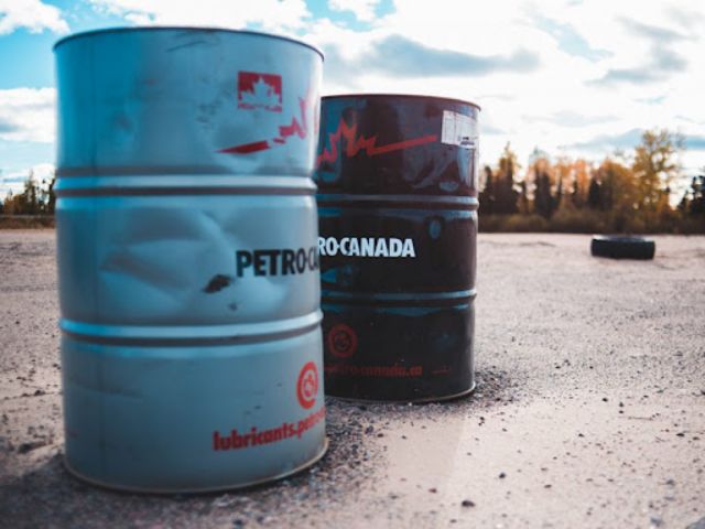 El barril de petróleo WTI sube y dispara el precio del gas