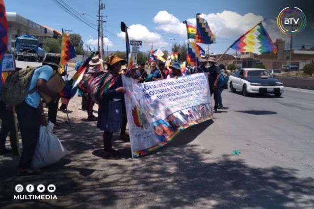 Víctimas de Sacaba inician marcha hacia La Paz