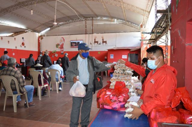 Gestión 2021: Adultos mayores de Tarija pactan recibir cuatro canastas 