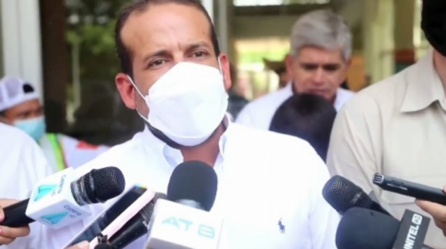 Camacho pide a Arce escuchar a indígenas