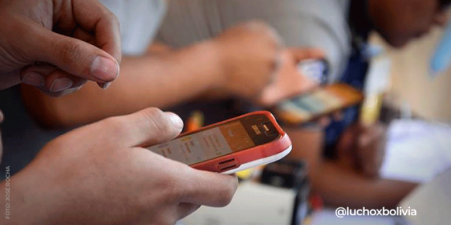 Arce anuncia rebaja de tarifas de Internet para personas con discapacidad 