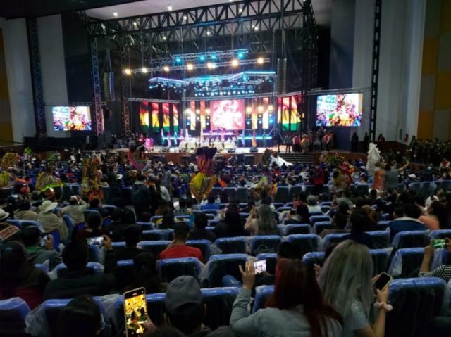 Oruro busca postular su nuevo Teatro Internacional en los Récord Guinness