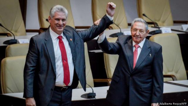 Cuba convocará a sus "revolucionarios"