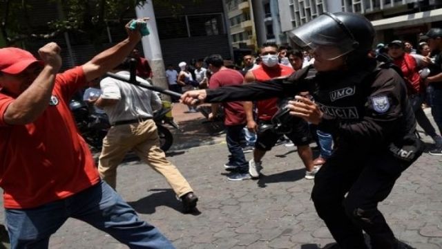 Denuncian represión en movilizaciones en Ecuador