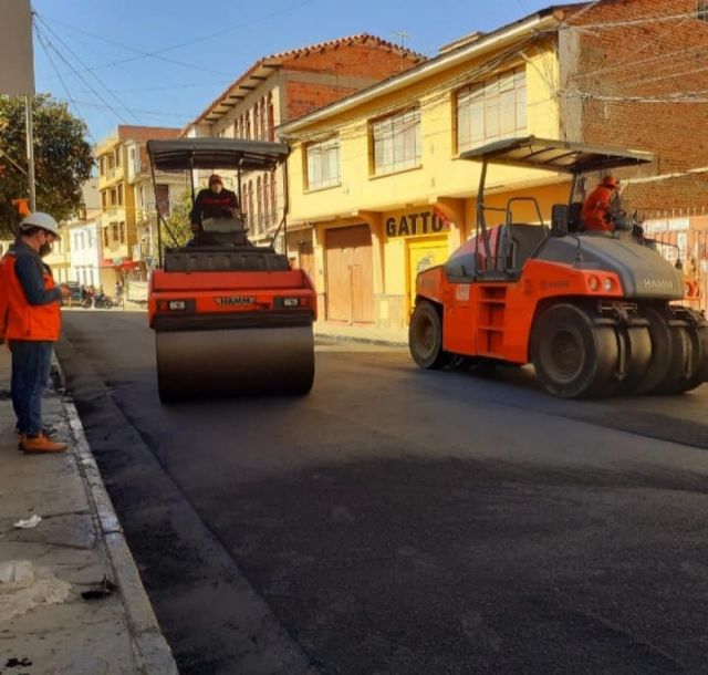 Alcaldía: Plan de asfaltado llega a 15 barrios de Tarija