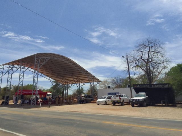 La CBN dona un tinglado para la Aduana Nacional de Villa Montes